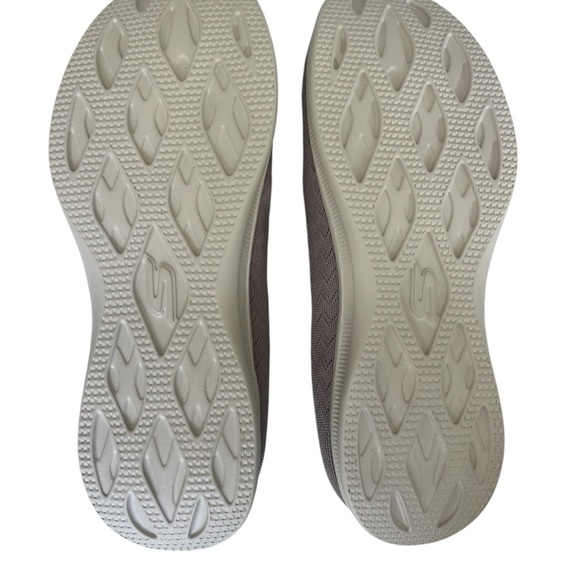 Skechers Women's Navy GO Step Lite Flats - Size 9 - Picture 4 of 5